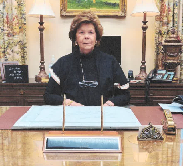 Mayor Nancy N. Chambers 